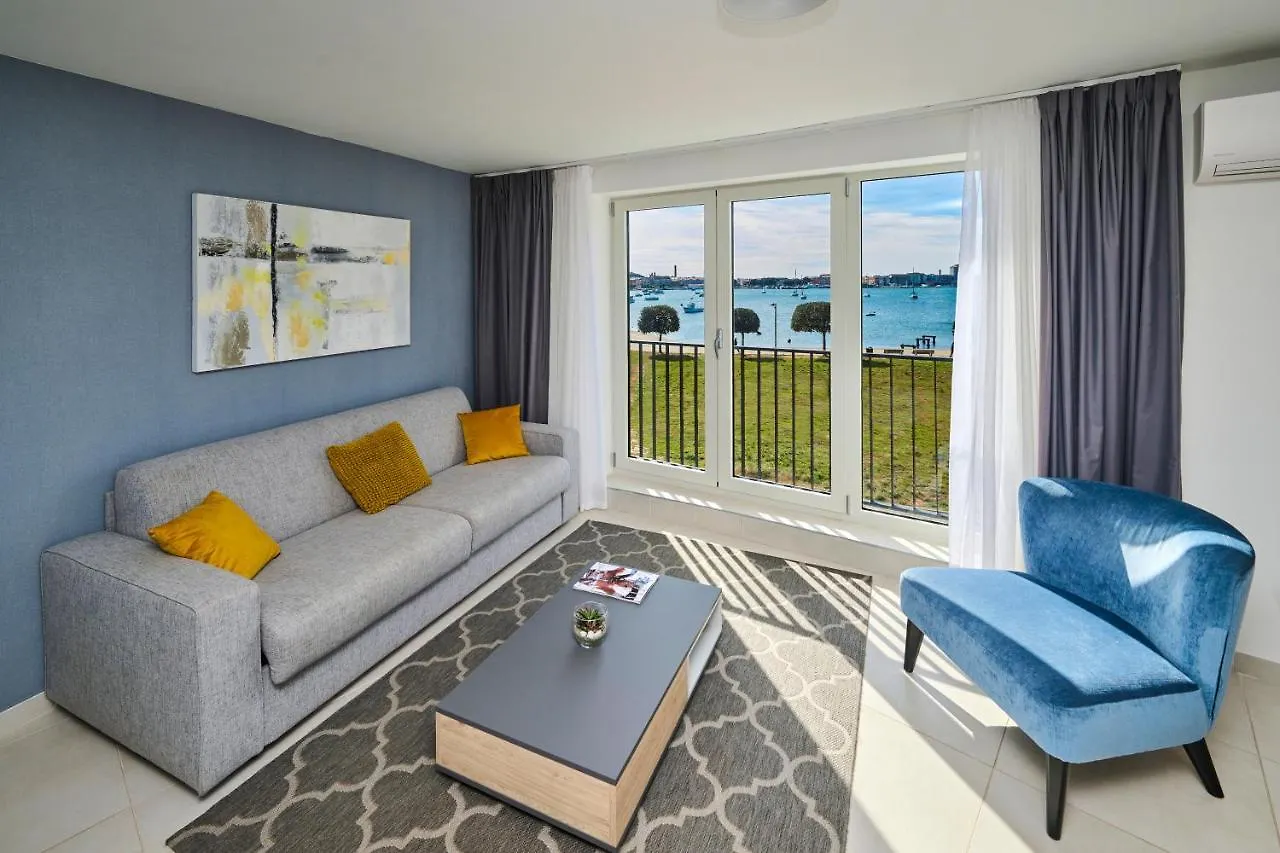 Royal Blue Suite Umag